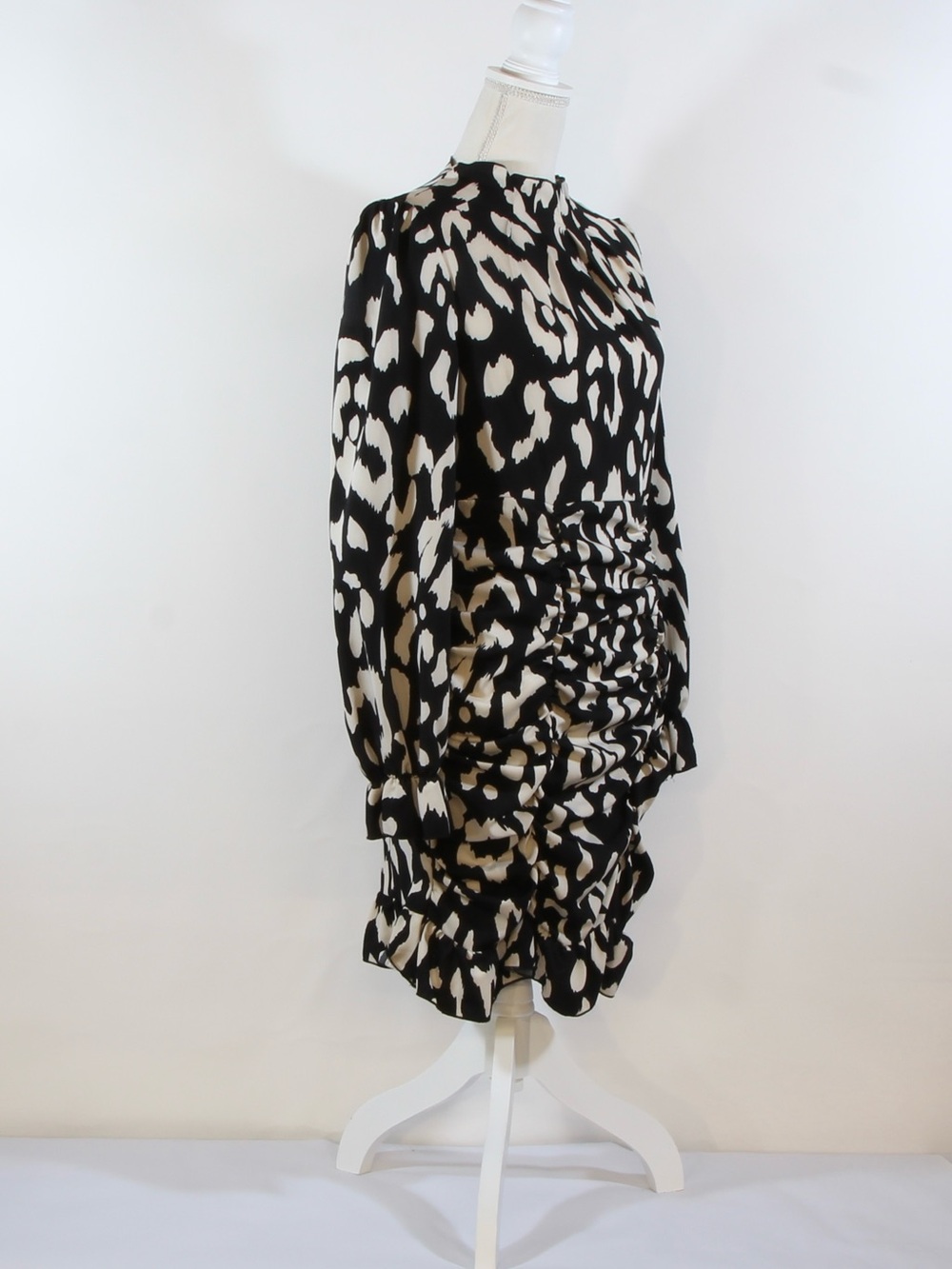 SHEIN Black and Cream Animal-Print Long Sleeve Ruched Dress - Picture 4 of 6